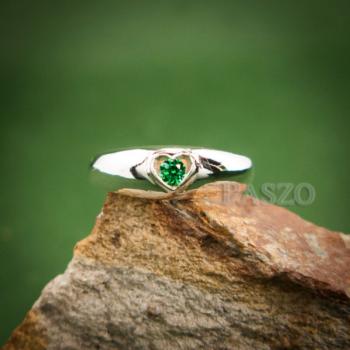 แหวนพลอยสีเขียว แหวนเงิน แหวนรูปหัวใจ #4