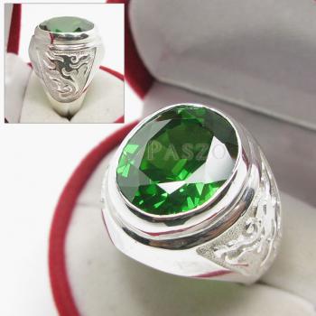 แหวนพลอยสีเขียว แหวนผู้ชาย แหวนผู้ชายเงินแท้ #1