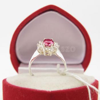 แหวนทับทิม พลอยสีแดง ล้อมเพชร #5