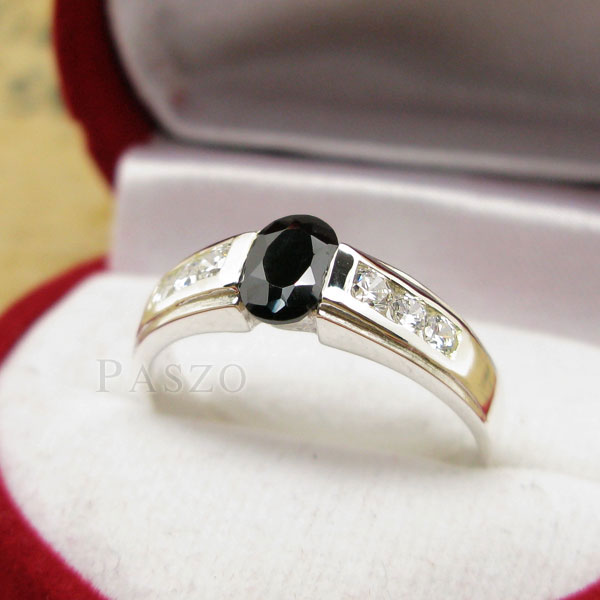 แหวนนิล แหวนพลอยสีดำ ประดับเพชร #1