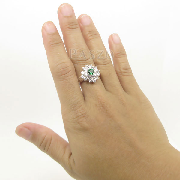 แหวนพลอยมรกต ล้อมเพชร แหวนพลอยสีเขียว #4