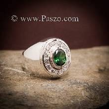 แหวนผู้ชายมรกต แหวนเงินผู้ชาย แหวนผู้ชายสีเขียว ล้อมเพชร แหวนสำหรับผู้ชายนิ้วเล็ก แหวนผู้ชาย