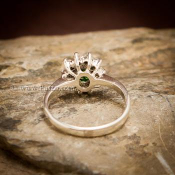แหวนพลอยสีเขียว ล้อมเพชร พลอยมรกต #3