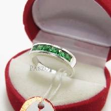 แหวนพลอยมรกต แหวนแถว แหวนเงินแท้ พลอยมรกต พลอยสีเขียว เม็ดสี่เหลี่ยม 6เม็ด